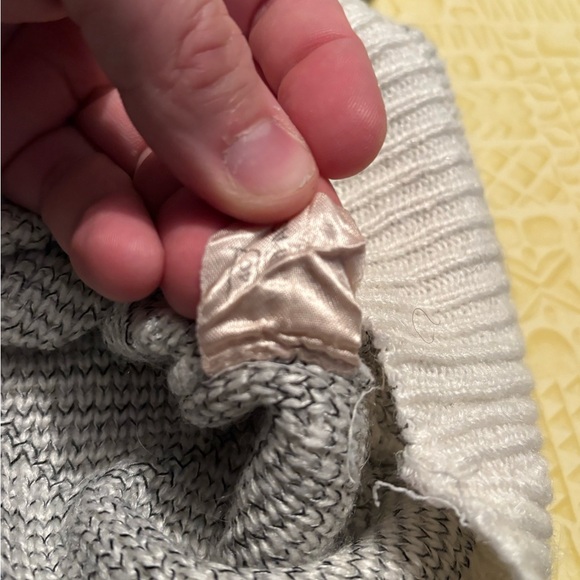 Vintage Gray Patterned Unisex Sweater - Picture 6 of 9